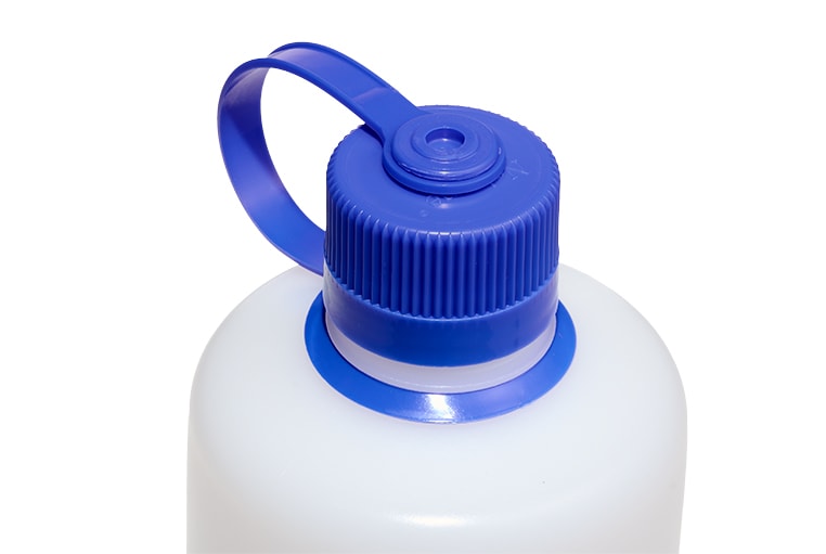 Nalgene product detail: 32oz Narrow Mouth Ultralite Bottle V7 — 32oz Narrow Mouth Ultralite Bottle