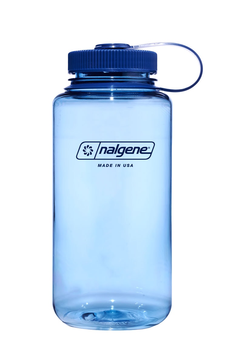 Nalgene product detail: 32oz Wide Mouth Bottle W6 — 32oz Wide Mouth Bottle