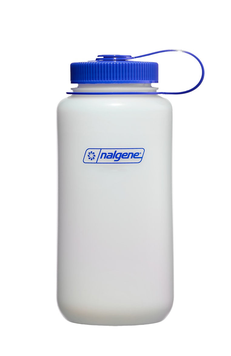Nalgene product view: 32oz Wide Mouth Ultralite Bottle P8 — 32oz Wide Mouth Ultralite Bottle